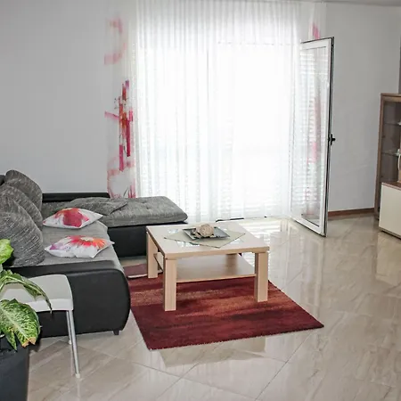 Lägenhet Silvia-2 By Interhome Makarska