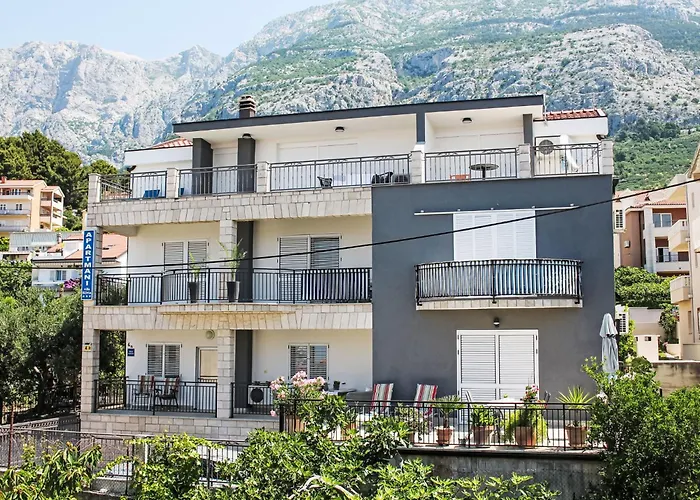 Silvia-2 By Interhome Макарська