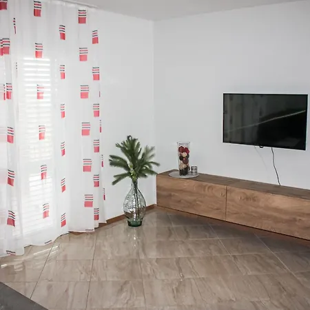 Silvia-2 By Interhome Makarská